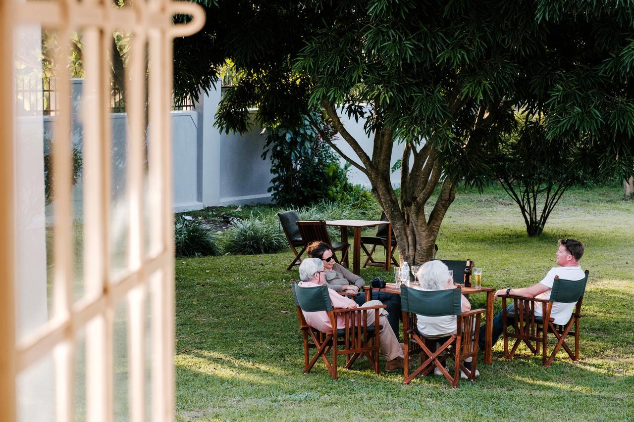 Bed and Breakfast The Guinea Fowl à Entebbe Extérieur photo